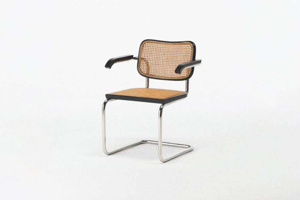 Masterpiece from Oda Collection Vol.1 “Cantilever Chair”